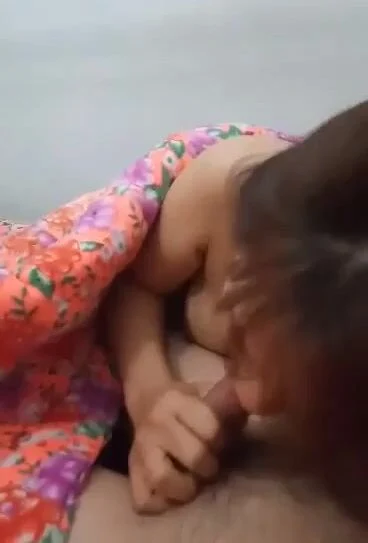 cặp vợ chồng mới cưới cứ rảnh là đụ