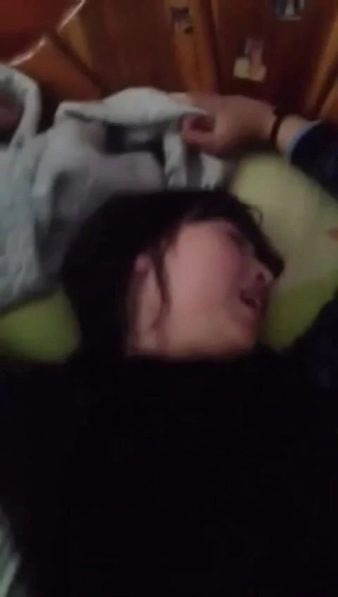 Đụ Bé sinh viên Xinh Gái Đáng Yêu Đụ Tới Tấp Sướng Rên Rỉ Cực Đã Tai